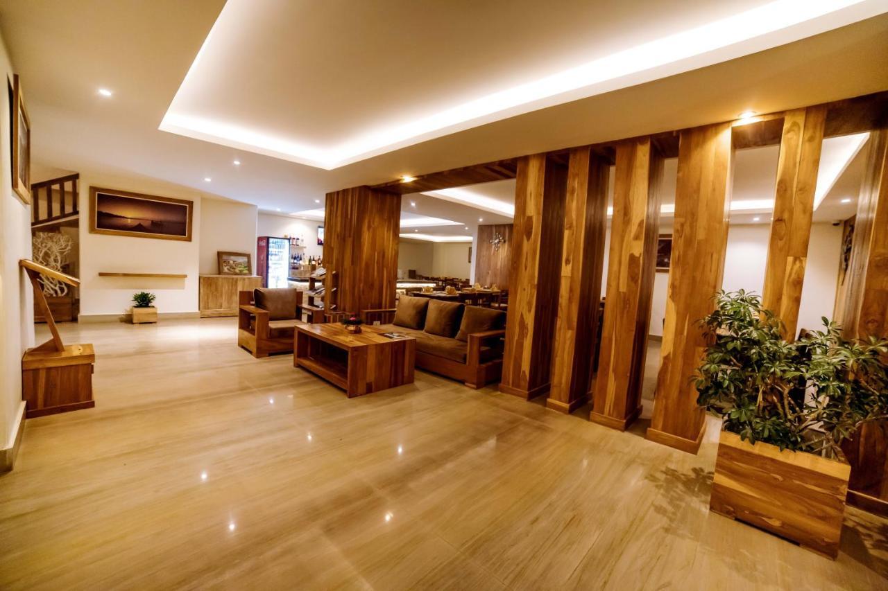 Aabas Pokhara By Barahi Hospitality Hotel ภายนอก รูปภาพ