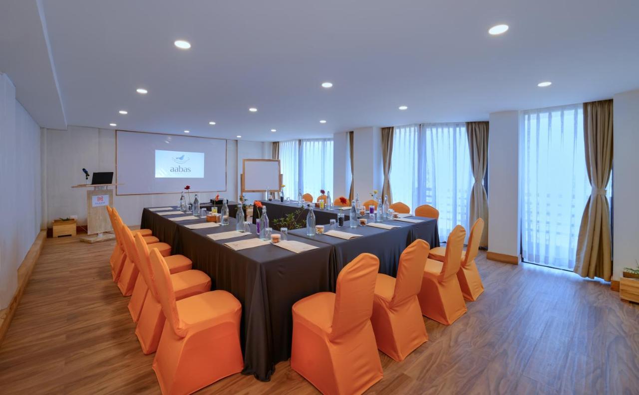 Aabas Pokhara By Barahi Hospitality Hotel ภายนอก รูปภาพ