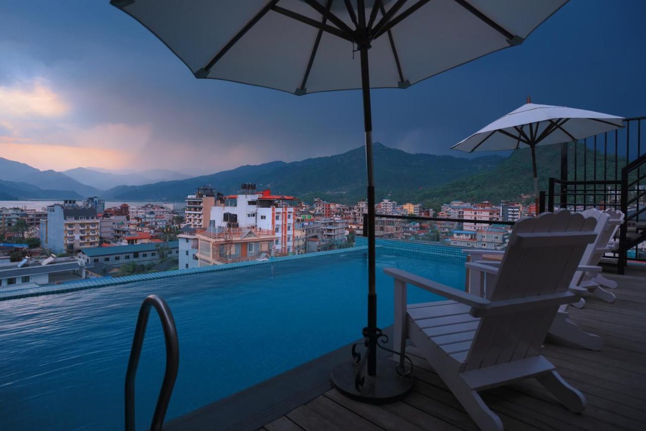 Aabas Pokhara By Barahi Hospitality Hotel ภายนอก รูปภาพ